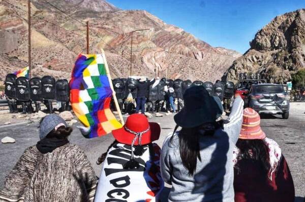 Los manifestantes acusan que algunas de las modificaciones restringen libertades que amenazan el derecho de los ciudadanos a manifestarse